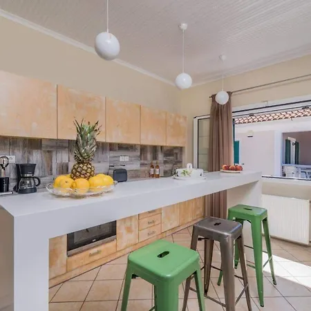 Villa Madini Luxury With Private Heated Pool